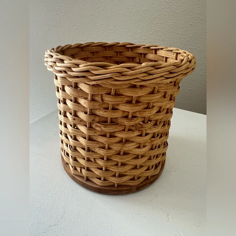 Handmade Small 4.5” Basket | Signed Phyllis Knutson | For Thee By Me Basketry